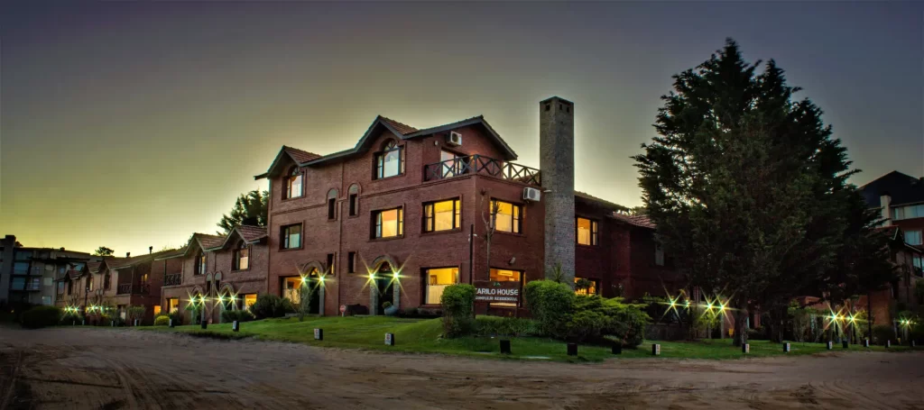 Carilo House Noche