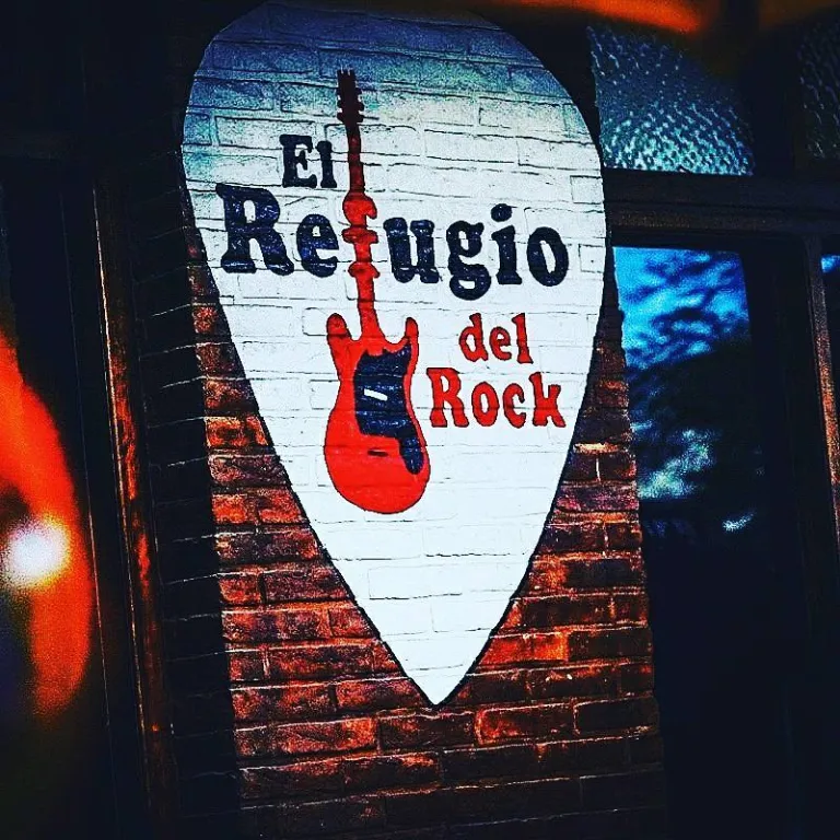 el-refugio-del-rock-pinamar-guia-de-playa-4_orig